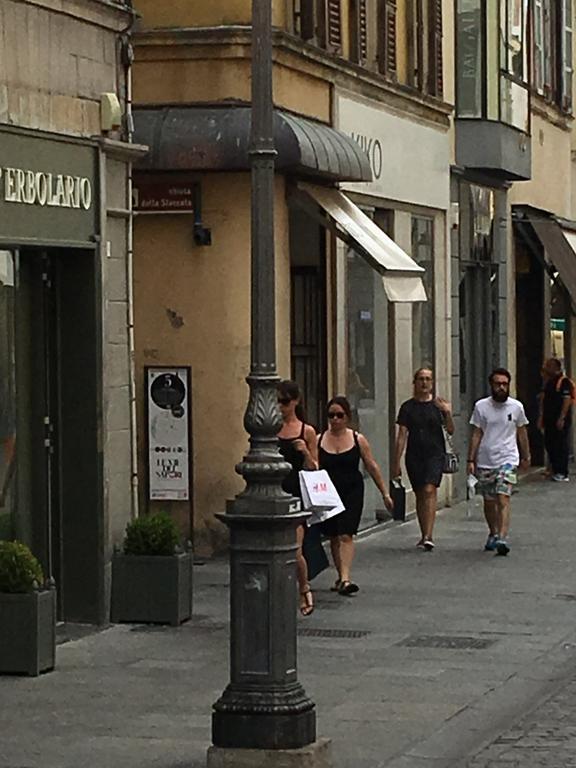 Apartamento Il Tenore D'Oro Centralissimo Parma Exterior foto