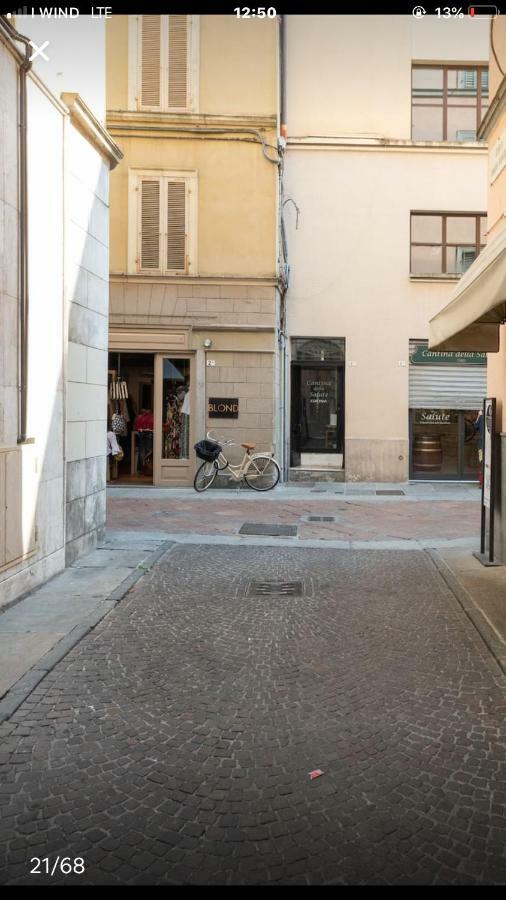 Apartamento Il Tenore D'Oro Centralissimo Parma Exterior foto